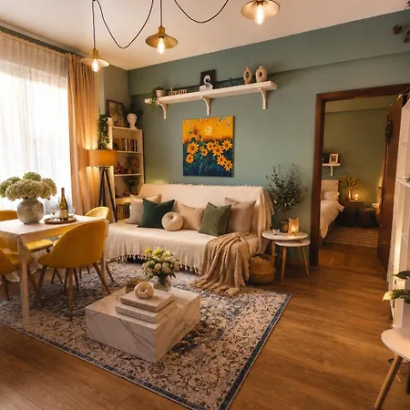 Apartment Happy Place - 1-Bedroom Apartment With Workspace