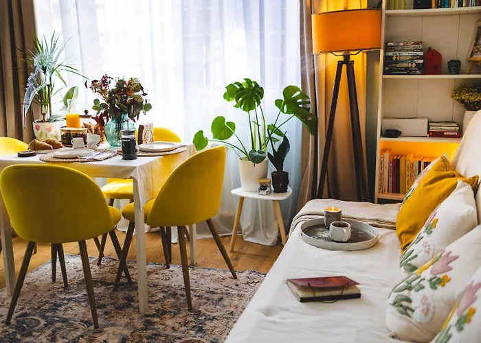 The Sunflower Retreat - Bright & Stylish 1br