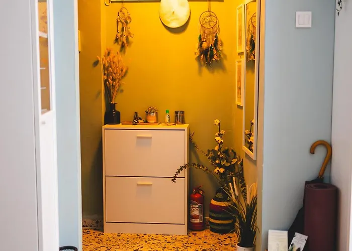 The Sunflower Retreat - Bright & Stylish 1br *